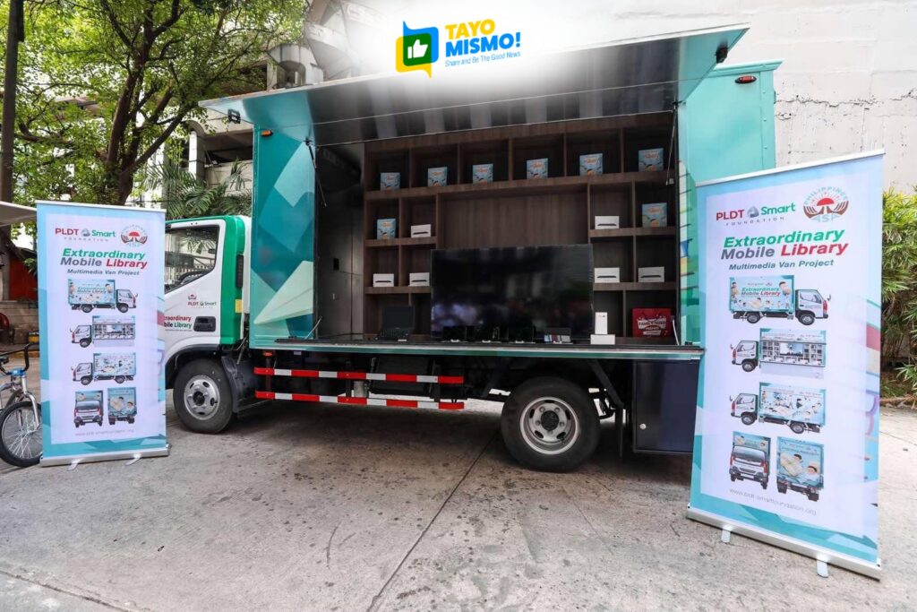 PLDT-Smart Foundation brings books and business opportunities closer to underserved communities