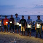 Solar lamps bring safer nights to fishing families in Mindanao
