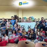 RAK volunteers travel 16 hours to bring school supplies, joy to Mountain Province children